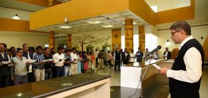  रायपुर : मंत्रालय में मतदाता दिवस पर अधिकारी-कर्मचारियों ने ली शपथ