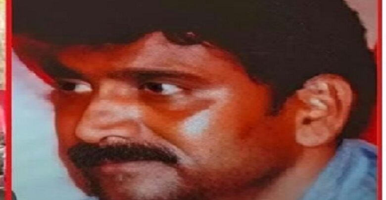 नक्सली संगठन को फिर बड़ा झटका, माओवादी पार्टी के प्रमुख नेता बंदी प्रकाश ने किया सरेंडर, कई बड़ी घटनाओं में था शामिल नक्सली संगठन को फिर बड़ा झटका, माओवादी पार्टी के प्रमुख नेता बंदी प्रकाश ने किया सरेंडर, कई बड़ी घटनाओं में था शामिल