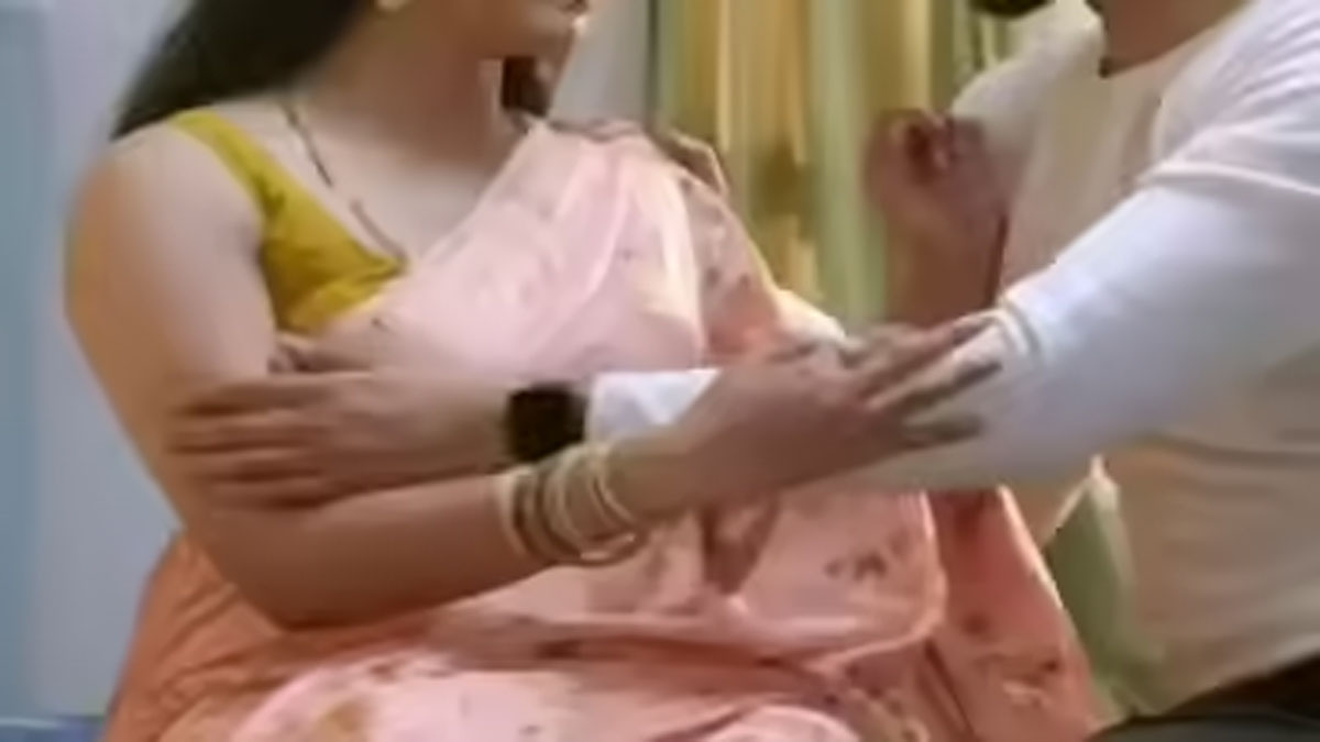 CG-आधी रात बहन पड़ोसी के साथ रंगरलियां मनाते पकड़ाई, देख बौखलाया भाई, गुस्से में आकर युवक को दी ये खौफनाक….. CG-आधी रात बहन पड़ोसी के साथ रंगरलियां मनाते पकड़ाई, देख बौखलाया भाई, गुस्से में आकर युवक को दी ये खौफनाक…..