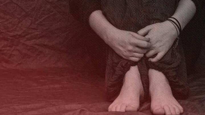 क्लाइंट पर आया वकील का दिल: पति से तलाक दिलाया और शादी का वादा कर किया दुष्कर्म, अब गिरफ्तार क्लाइंट पर आया वकील का दिल: पति से तलाक दिलाया और शादी का वादा कर किया दुष्कर्म, अब गिरफ्तार