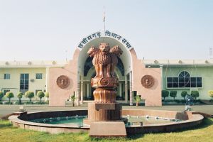 विधानसभा में नगर पालिक निगम संसोधित विधेयक पारित, अब पार्षद ही चुनेंगे महापौर 