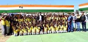  कलेक्टर एवं एसपी ने बच्चों को लक्ष्य प्राप्त करने उत्साहवर्धन कर किया प्रेरित