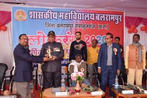  शासकीय महाविद्यालय बलरामपुर में 6वां वार्षिकोत्सव सम्पन्न, छात्र-छात्राओं ने दी मनमोहक प्रस्तुति