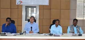  बलरामपुर : कलेक्टर की अध्यक्षता में समय-सीमा की बैठक सम्पन्न