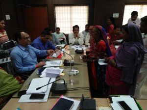  बेमेतरा : कलेक्टर ने बेमौसम बारिष एवं ओलावृष्टि से रबी फसल के नुकसान के आंकलन करने के दिए निर्देश