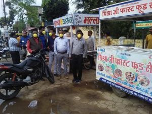  सूरजपुर : कोरोना वायरस संक्रमण से बचाव हेतु दुकान, गुमटी, ठेला, चैपाटी को जागरुक कर कराया गया खाली