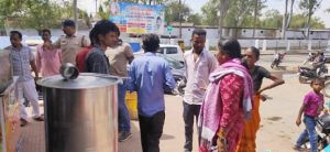 सूरजपुर : कोरोना वायरस संक्रमण से बचाव हेतु दुकान, गुमटी, ठेला, चैपाटी को समझाइश देकर कराया गया खाली