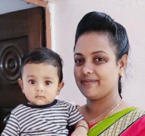 ममता आती है इनके आड़े फिर भी देतीं सबको सहारे