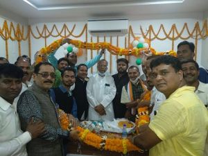 बेमेतरा : गृहमंत्री ने जनपद पंचायत बेरला के सुसज्जित सभाकक्ष का किया लोकार्पण बेमेतरा : गृहमंत्री ने जनपद पंचायत बेरला के सुसज्जित सभाकक्ष का किया लोकार्पण