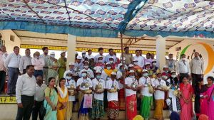 महासमुन्द :गौधन योजना : ग्रामीण क्षेत्रों में रहने वाले लोगों के जीवन और आर्थिक कल्याण की गुणवत्ता में सुधार करने करने वाली योजना :- कलेक्टर श्री डी. सिंह 