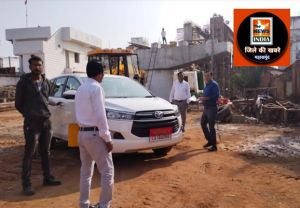 महासमुंद : कलेक्टर ने किया तुमगांव रेलवे ओवरब्रिज की ज़मीनी निर्माण प्रगति देखी 