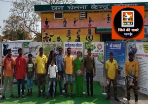 महासमुंद : वन चेतना केंद्र कोडार में राजधानी रायपुर से लेकर दूर ज़िलों से पर्यटकों ने देखी प्रदर्शनी
