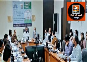 महासमुंद : कलेक्टर की अध्यक्षता में निपुण भारत योजना की बैठक
