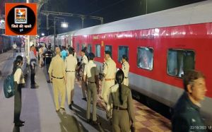  आबकारी विभाग दुर्ग द्वारा रेलवे स्टेशन, बस स्टैण्ड, होटल एवं ढाबों तथा मुख्य मार्गों में किया जा रहा जाँच