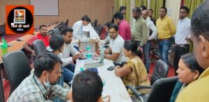  बड़ी संख्या में आम लोगों के अलावा शासकीय कर्मियों ने बीपी, शुगर व हीमोग्लोबिन का कराया जांच