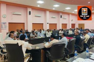  जिला स्तरीय तिरंगा यात्रा कार्यक्रम के सफल आयोजन हेतु सीईओ जिला पंचायत ने ली बैठक