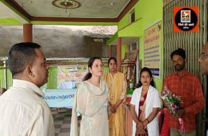 कलेक्टर श्रीमती त्रिपाठी ने बुजुर्गों के साथ मनाया रक्षाबंधन पर्व