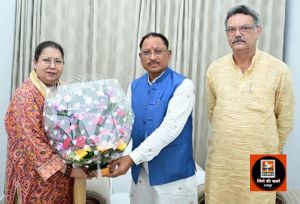 मुख्यमंत्री श्री विष्णु देव साय से सांसद एवं कवर्धा राजपरिवार की रानी श्रीमती कृति देवी ने की मुलाकात