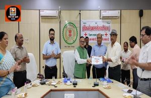 मुख्य कार्यपालन अधिकारी सह जनरल सेक्रेटरी एम.के. राउत ने की