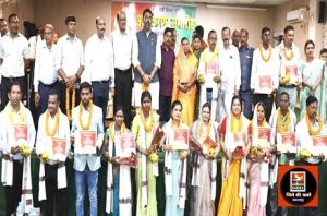 प्रतापपुर विधायक के आतिथ्य में मुख्यमंत्री शिक्षा गौरव अलंकरण समारोह आयोजित