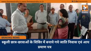 स्कूली छात्र-छात्राओं के शिविर में बनाये गये जाति निवास एवं आय प्रमाण पत्र  