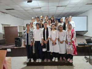 गुरुकुल महिला महाविद्यालय में कम्प्यूटर विभाग का पावरप्वाइंट प्रेजेंटेशन गुरुकुल महिला महाविद्यालय में कम्प्यूटर विभाग का पावरप्वाइंट प्रेजेंटेशन