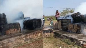 CG : धान खरीदी केंद्र में लगी भीषण आग, सैकड़ों बारदाना जलकर खाक, मौके पर कोई नहीं – कर्मचारियों के हड़ताल का असर ! CG : धान खरीदी केंद्र में लगी भीषण आग, सैकड़ों बारदाना जलकर खाक, मौके पर कोई नहीं – कर्मचारियों के हड़ताल का असर !