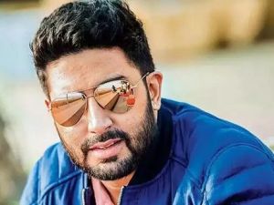 अभिषेक बच्चन ने दी कोरोनावायरस को मात...