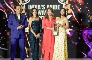 आरवी एंटरटेनमेंट्स ने टेलीविजन, फैशन और मनोरंजन की सर्वश्रेष्ठ हस्तियों को दिए अवार्ड 