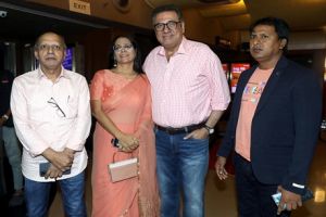 सिनेड्रीम्स इंटरनेशनल फ़िल्म फेस्टिवल में मौजूद रहे दिग्गज़ कलाकार 