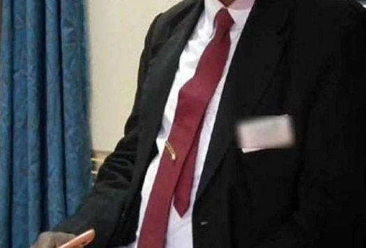 बिना टाई-कोट के नजर आएँगे रेलवे के TTE, जारी किए दिशा निर्देश बिना टाई-कोट के नजर आएँगे रेलवे के TTE, जारी किए दिशा निर्देश