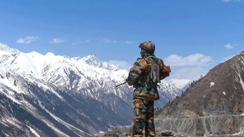 चीनी सैनिकों के साथ झड़प का वीडियो फर्जी, आर्मी ने किया खंडन चीनी सैनिकों के साथ झड़प का वीडियो फर्जी, आर्मी ने किया खंडन