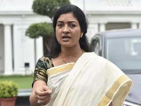 BJP विधायक ने सोनू सूद से मांगी मदद तो कांग्रेस नेता अलका लांबा ने जमकर लताड़ा BJP विधायक ने सोनू सूद से मांगी मदद तो कांग्रेस नेता अलका लांबा ने जमकर लताड़ा