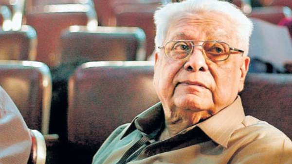 फिल्मकार बासु चटर्जी का 90 साल की उम्र में निधन फिल्मकार बासु चटर्जी का 90 साल की उम्र में निधन