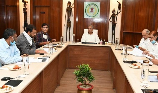 गोधन न्याय योजना: गोबर विक्रेताओं को 5 अगस्त को मिलेगा पहला भुगतान: श्री भूपेश बघेल गोधन न्याय योजना: गोबर विक्रेताओं को 5 अगस्त को मिलेगा पहला भुगतान: श्री भूपेश बघेल