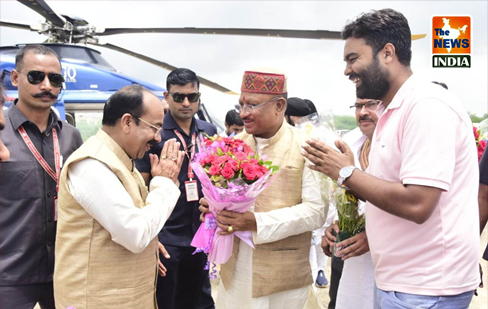 मुख्यमंत्री श्री विष्णुदेव साय का हेलीपैड पर स्वागत मुख्यमंत्री श्री विष्णुदेव साय का हेलीपैड पर स्वागत