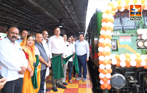श्री रामलला दर्शन योजना: दुर्ग और बस्तर संभाग के 850 श्रद्धालुओं का जत्था अयोध्या धाम हुआ रवाना श्री रामलला दर्शन योजना: दुर्ग और बस्तर संभाग के 850 श्रद्धालुओं का जत्था अयोध्या धाम हुआ रवाना