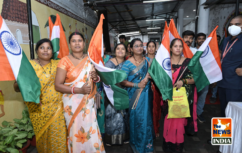 महतारी वंदन के पैसों से इस बार बहनों की रक्षाबंधन मनेगी शानदार महतारी वंदन के पैसों से इस बार बहनों की रक्षाबंधन मनेगी शानदार