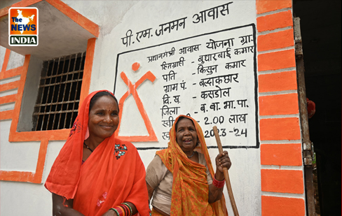 दो पीढ़ियों का सपना हुआ साकार, कमार परिवारों की बदली जिंदगी दो पीढ़ियों का सपना हुआ साकार, कमार परिवारों की बदली जिंदगी