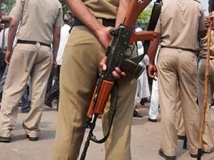  यूपी पुलिस के सब-इंस्पेक्टर ने PM मोदी और RSS पर लिखी पोस्ट, हुआ सस्पेंड 