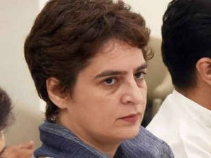 इंटरनेट और कॉलिंग सेवा महंगी होने पर बोली प्रियंका, कहा- बीजेपी अपने अमीर दोस्तों को पहुंचा रही है फायदा 