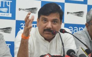  AAP नेता संजय सिंह ने केंद्र सरकार पर लगाया प्याज घोटाले का आरोप, कहा- 32 हजार टन प्याज सड़ गई, प्याज सड़ी है या घोटाला हुआ?'