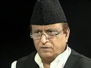  यूपी: सपा सांसद आजम खान के खिलाफ गैर जमानती वारंट जारी