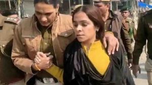  बुरका पहनकर शाहीन बाग में वीडियो बना रहीं मोदी समर्थक पकड़ी गईं