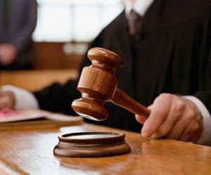  सूरत में 3 साल की बच्ची से रेप कर मर्डर करने वाले की फांसी पर SC ने लगाई रोक
