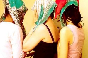 mp:क्लीनिक में चल रहे सेक्स रैकेट का हुआ भंडाफोड़, 4 महिलाओं समेत 10 गिरफ्तार 