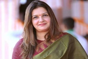  कांग्रेस छोड़कर शिवसेना में आई प्रियंका चतुर्वेदी शिवसेना ने दिया राज्यसभा का टिकट, वरिष्ठ नेता ने कसा तंज