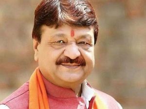  इंदौर : बीजेपी के राष्ट्रीय महासचिव कैलाश विजयवर्गीय ने कहा, देश में 33 करोड़ देवी-देवता, नहीं होगा कोरोना का असर