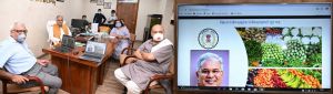 रायपुर : मुख्यमंत्री श्री बघेल ने फल-सब्जी ऑनलाइन डिलीवरी वेबसाइट सीजीहाट का किया लोकार्पण : लोगों को घर बैठे ही मिलेंगे ताजे फल और हरी सब्जियां