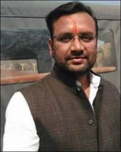  यूपी के निर्दलीय विधायक अमन मणि त्रिपाठी गिरफ्तार, सीएम के मृत पिता के नाम पर धोखाधड़ी का आरोप 